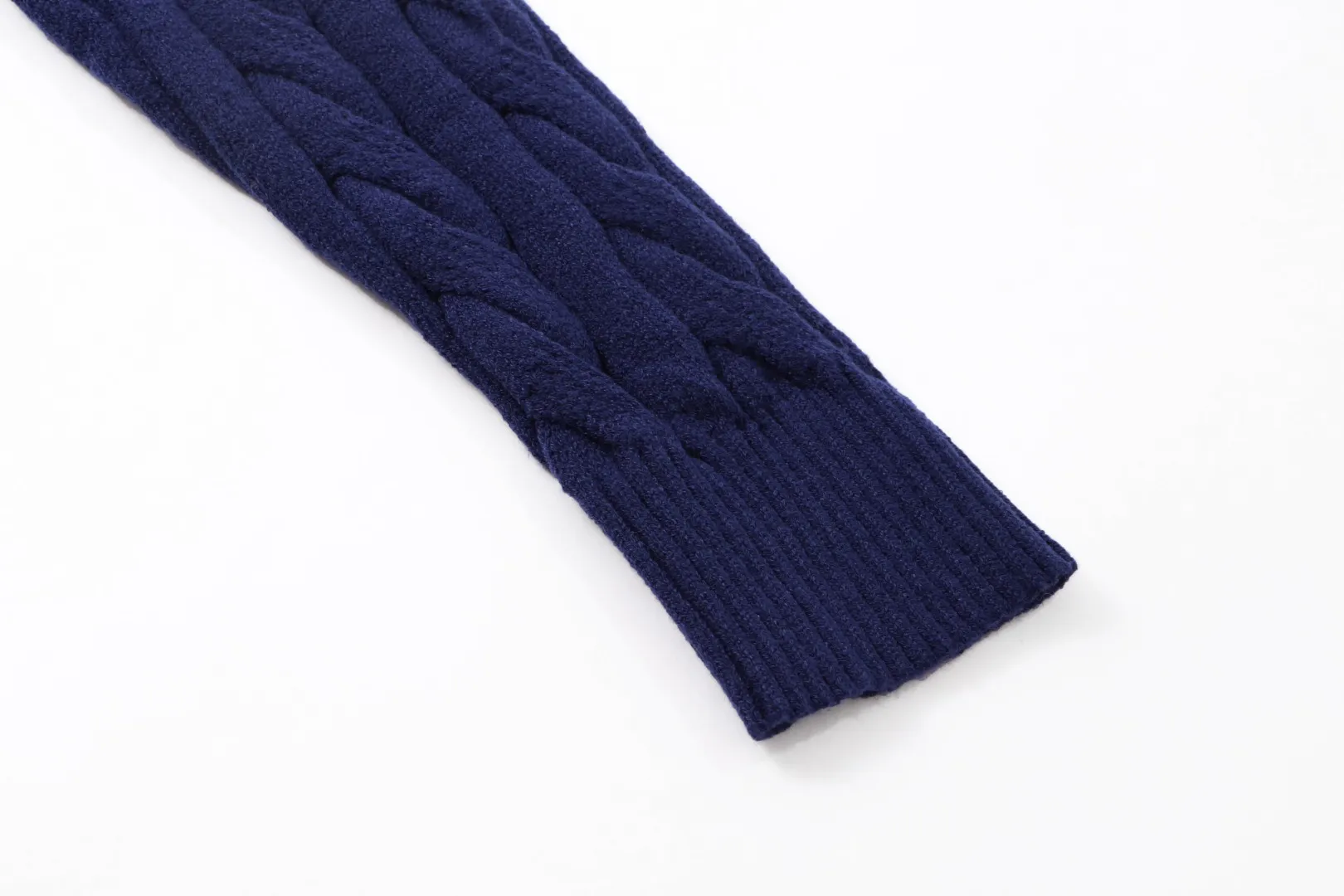 P230 RALPH LAUREN Ralph Lauren seven-color classic small label embroidered stand-collar long-sleeved half-zip knitted sweater tops for men and women seven colors Color: black white gray royal blue pink sky blue khaki code number: S M L XL material: cotton
